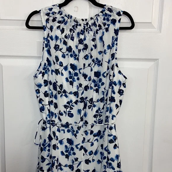 NWT Elizabeth and James Blue Floral Smocked Neck Tiered Maxi Dress Womens XXL - Picture 5 of 10